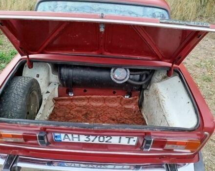ВАЗ 2106 1985 в Краматорске на Automoto.ua Красный ВАЗ 2106, объемом двигателя 1.3 л и пробегом 123 тыс. км за 655 $, фото 7 на Automoto.ua