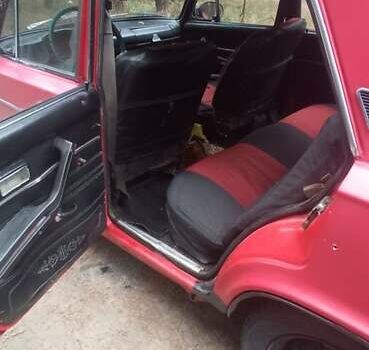 Красный ВАЗ 2106, объемом двигателя 1.3 л и пробегом 999 тыс. км за 450 $, фото 5 на Automoto.ua