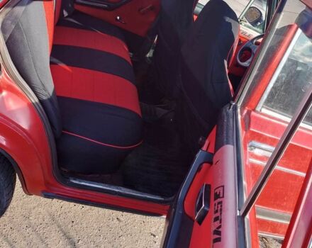 Красный ВАЗ 2106, объемом двигателя 1.3 л и пробегом 30 тыс. км за 1000 $, фото 6 на Automoto.ua