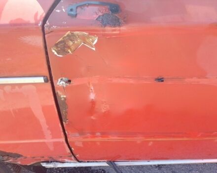 ВАЗ 2106 1986 в Кривом Роге на Automoto.ua Красный ВАЗ 2106, объемом двигателя 1.6 л и пробегом 87 тыс. км за 525 $, фото 7 на Automoto.ua