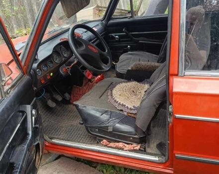 Красный ВАЗ 2106, объемом двигателя 1 л и пробегом 200 тыс. км за 20000 $, фото 2 на Automoto.ua