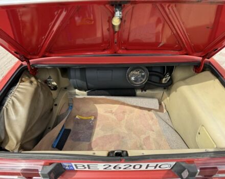 Красный ВАЗ 2106, объемом двигателя 1.5 л и пробегом 65 тыс. км за 1800 $, фото 11 на Automoto.ua