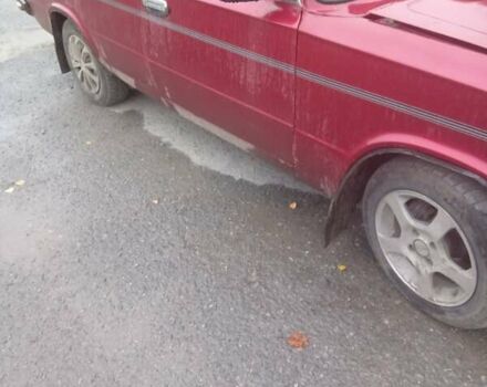 Красный ВАЗ 2106, объемом двигателя 1.3 л и пробегом 180 тыс. км за 750 $, фото 3 на Automoto.ua