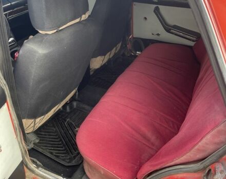 Червоний ВАЗ 2106, об'ємом двигуна 1.6 л та пробігом 180 тис. км за 710 $, фото 6 на Automoto.ua