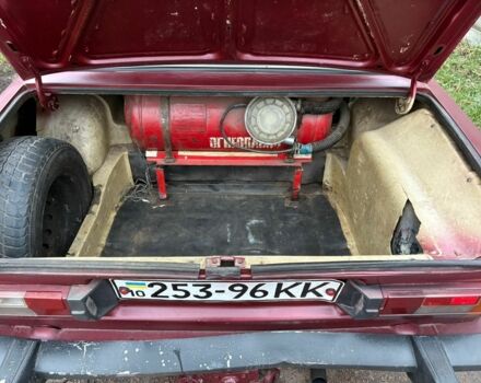 Красный ВАЗ 2106, объемом двигателя 0 л и пробегом 15 тыс. км за 800 $, фото 5 на Automoto.ua