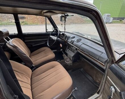 Красный ВАЗ 2106, объемом двигателя 0 л и пробегом 100 тыс. км за 600 $, фото 9 на Automoto.ua
