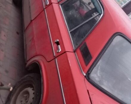 Красный ВАЗ 2106, объемом двигателя 0 л и пробегом 200 тыс. км за 403 $, фото 2 на Automoto.ua