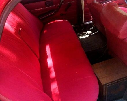 ВАЗ 2106 1990 в Днепре (Днепропетровске) на Automoto.ua Красный ВАЗ 2106, объемом двигателя 1.6 л и пробегом 300 тыс. км за 899 $, фото 4 на Automoto.ua