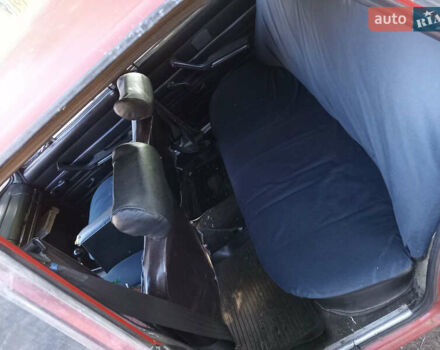 ВАЗ 2106 1990 у Соленом на Automoto.ua Червоний ВАЗ 2106, об'ємом двигуна 1.5 л та пробігом 100 тис. км за 521 $, фото 8 на Automoto.ua