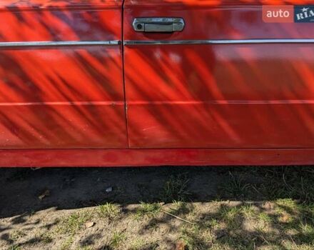 ВАЗ 2106 1990 в Петриковке на Automoto.ua Красный ВАЗ 2106, объемом двигателя 1.5 л и пробегом 30 тыс. км за 1117 $, фото 3 на Automoto.ua