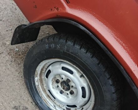 Красный ВАЗ 2106, объемом двигателя 1 л и пробегом 1 тыс. км за 369 $, фото 7 на Automoto.ua