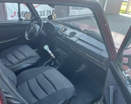 Красный ВАЗ 2106, объемом двигателя 1.3 л и пробегом 220 тыс. км за 520 $, фото 2 на Automoto.ua