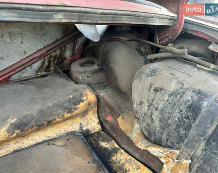 Красный ВАЗ 2106, объемом двигателя 1.5 л и пробегом 300 тыс. км за 141 $, фото 4 на Automoto.ua