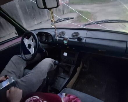 Красный ВАЗ 2106, объемом двигателя 2 л и пробегом 123 тыс. км за 238 $, фото 4 на Automoto.ua