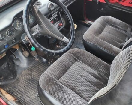 Красный ВАЗ 2106, объемом двигателя 1.5 л и пробегом 320 тыс. км за 667 $, фото 5 на Automoto.ua