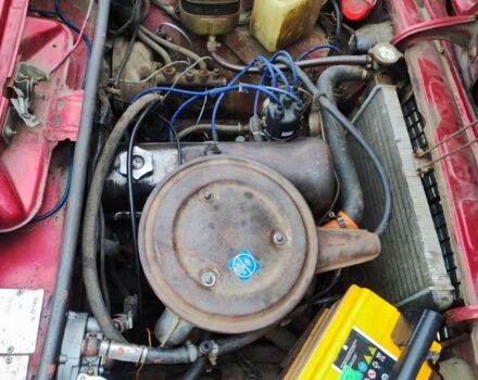 Красный ВАЗ 2106, объемом двигателя 1.5 л и пробегом 320 тыс. км за 667 $, фото 3 на Automoto.ua