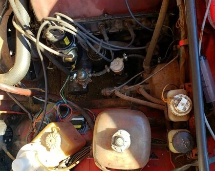 Красный ВАЗ 2106, объемом двигателя 1.5 л и пробегом 0 тыс. км за 830 $, фото 4 на Automoto.ua