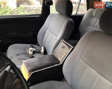 Красный ВАЗ 2106, объемом двигателя 1.5 л и пробегом 90 тыс. км за 950 $, фото 3 на Automoto.ua