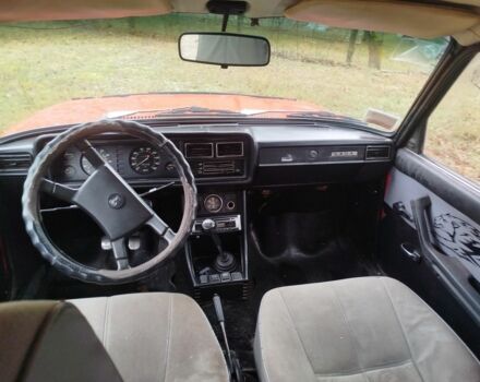 Красный ВАЗ 2106, объемом двигателя 0 л и пробегом 888 тыс. км за 592 $, фото 4 на Automoto.ua