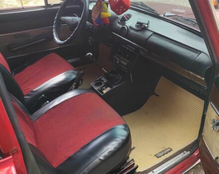 Красный ВАЗ 2106, объемом двигателя 1.7 л и пробегом 200 тыс. км за 2000 $, фото 4 на Automoto.ua