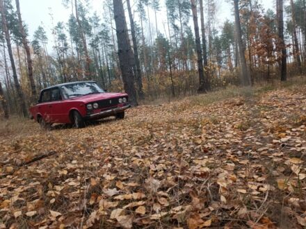 ВАЗ 2106 1972 в Новорад-Волынском на Automoto.ua Красный ВАЗ 2106, объемом двигателя 1.3 л и пробегом 300 тыс. км за 350 $, фото 1 на Automoto.ua