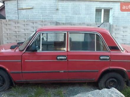 ВАЗ 2106 1983 у Александрие на Automoto.ua Червоний ВАЗ 2106, об'ємом двигуна 0 л та пробігом 50 тис. км за 837 $, фото 1 на Automoto.ua