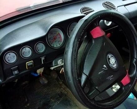 Красный ВАЗ 2106, объемом двигателя 1.6 л и пробегом 160 тыс. км за 600 $, фото 1 на Automoto.ua