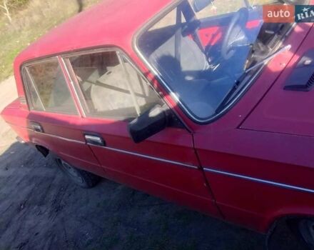 ВАЗ 2106 1989 в Черкассах на Automoto.ua Красный ВАЗ 2106, объемом двигателя 1 л и пробегом 64 тыс. км за 574 $, фото 1 на Automoto.ua