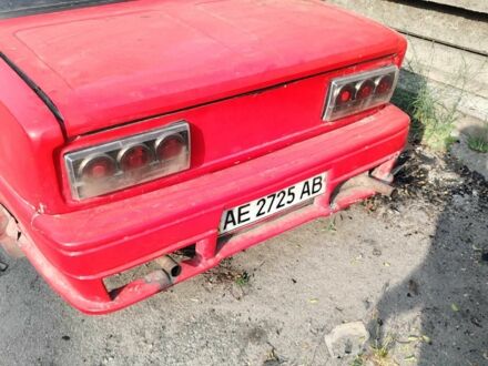 ВАЗ 2106 1993 у Дніпро (Дніпропетровську) на Automoto.ua Червоний ВАЗ 2106, об'ємом двигуна 1.5 л та пробігом 250 тис. км за 309 $, фото 1 на Automoto.ua