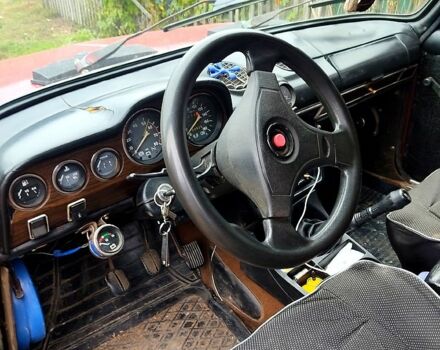 ВАЗ 2106 1977 у Чугуеве на Automoto.ua ВАЗ 2106, об'ємом двигуна 1.5 л та пробігом 78 тис. км за 760 $, фото 4 на Automoto.ua
