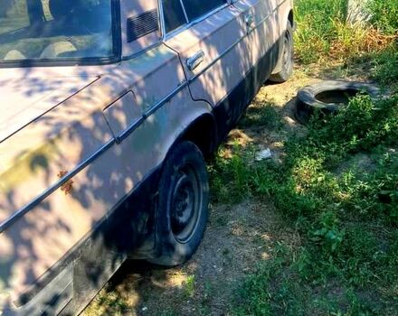ВАЗ 2106 1990 у Дніпро (Дніпропетровську) на Automoto.ua ВАЗ 2106, об'ємом двигуна 1.5 л та пробігом 200 тис. км за 300 $, фото 5 на Automoto.ua
