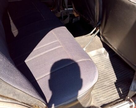 ВАЗ 2106, объемом двигателя 1.3 л и пробегом 333 тыс. км за 400 $, фото 5 на Automoto.ua