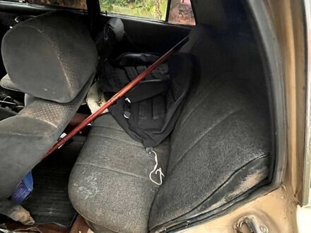 ВАЗ 2106 1987 у Лубнах на Automoto.ua ВАЗ 2106, об'ємом двигуна 1.5 л та пробігом 0 тис. км за 550 $, фото 1 на Automoto.ua