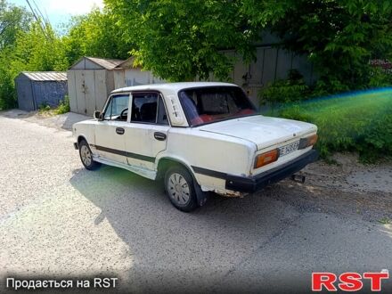 ВАЗ 2106 1988 у Дніпро (Дніпропетровську) на Automoto.ua ВАЗ 2106, об'ємом двигуна 1.6 л та пробігом 0 тис. км за 385 $, фото 1 на Automoto.ua