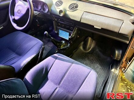 ВАЗ 2106 1988 в Харькове на Automoto.ua ВАЗ 2106, объемом двигателя 13 л и пробегом 200 тыс. км за 1000 $, фото 1 на Automoto.ua
