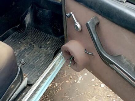 ВАЗ 2106 1989 у Дніпро (Дніпропетровську) на Automoto.ua ВАЗ 2106, об'ємом двигуна 13 л та пробігом 111 тис. км за 550 $, фото 1 на Automoto.ua