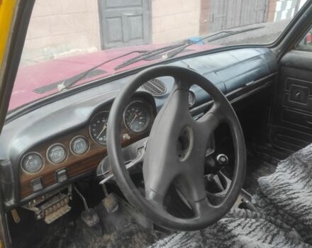 Желтый ВАЗ 2106, объемом двигателя 0 л и пробегом 1 тыс. км за 355 $, фото 4 на Automoto.ua