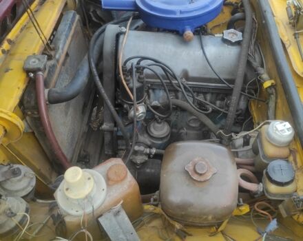 Желтый ВАЗ 2106, объемом двигателя 0 л и пробегом 1 тыс. км за 355 $, фото 3 на Automoto.ua