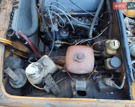 Желтый ВАЗ 2106, объемом двигателя 0 л и пробегом 300 тыс. км за 300 $, фото 5 на Automoto.ua