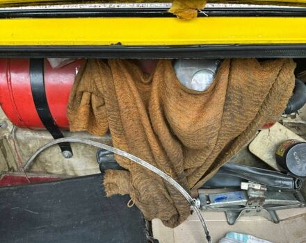 Желтый ВАЗ 2106, объемом двигателя 1.6 л и пробегом 347 тыс. км за 499 $, фото 7 на Automoto.ua