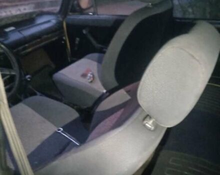 Желтый ВАЗ 2106, объемом двигателя 1.5 л и пробегом 209 тыс. км за 400 $, фото 4 на Automoto.ua