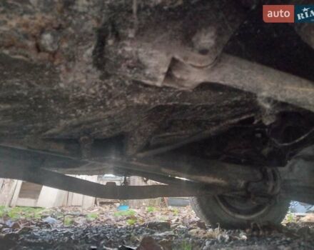 Желтый ВАЗ 2106, объемом двигателя 1.5 л и пробегом 209 тыс. км за 400 $, фото 5 на Automoto.ua