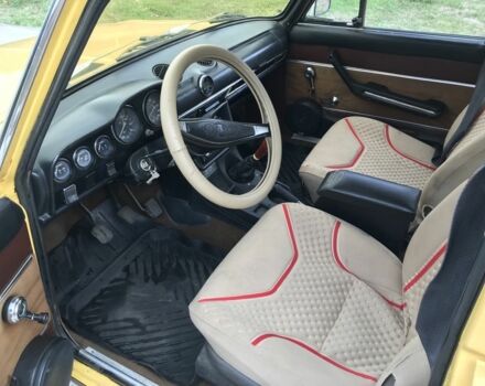 Желтый ВАЗ 2106, объемом двигателя 1.5 л и пробегом 200 тыс. км за 900 $, фото 7 на Automoto.ua