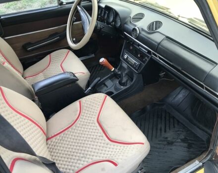 Желтый ВАЗ 2106, объемом двигателя 1.5 л и пробегом 200 тыс. км за 900 $, фото 15 на Automoto.ua