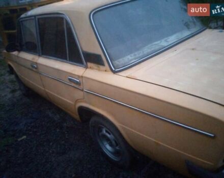 Желтый ВАЗ 2106, объемом двигателя 1.5 л и пробегом 209 тыс. км за 400 $, фото 2 на Automoto.ua