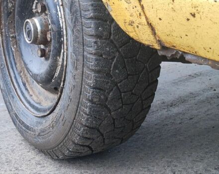 Желтый ВАЗ 2106, объемом двигателя 1.6 л и пробегом 25 тыс. км за 500 $, фото 1 на Automoto.ua