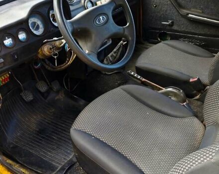 Жовтий ВАЗ 2106, об'ємом двигуна 1.3 л та пробігом 80 тис. км за 500 $, фото 3 на Automoto.ua
