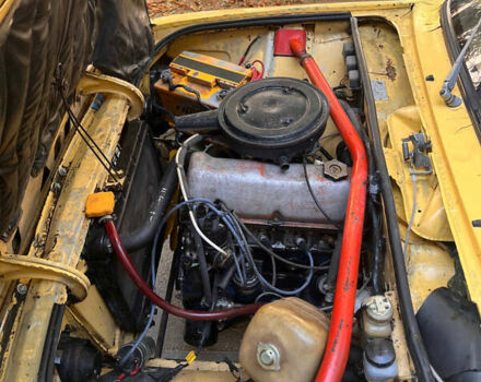 Желтый ВАЗ 2106, объемом двигателя 1.29 л и пробегом 200 тыс. км за 500 $, фото 3 на Automoto.ua