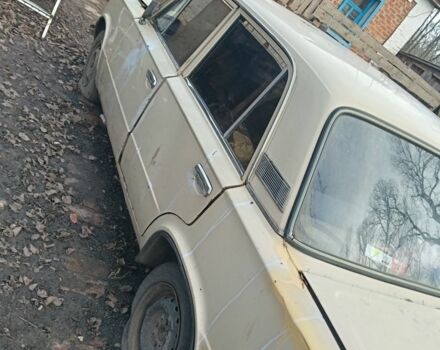 Желтый ВАЗ 2106, объемом двигателя 0 л и пробегом 100 тыс. км за 238 $, фото 1 на Automoto.ua