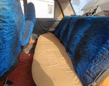 Желтый ВАЗ 2106, объемом двигателя 1.3 л и пробегом 89 тыс. км за 700 $, фото 5 на Automoto.ua